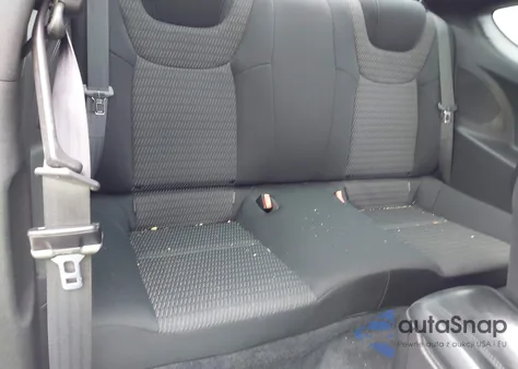 2015 Hyundai Genesis 3.8 Base z USA, uszkodzony, nr VIN KMHHT6KJ2FU126036